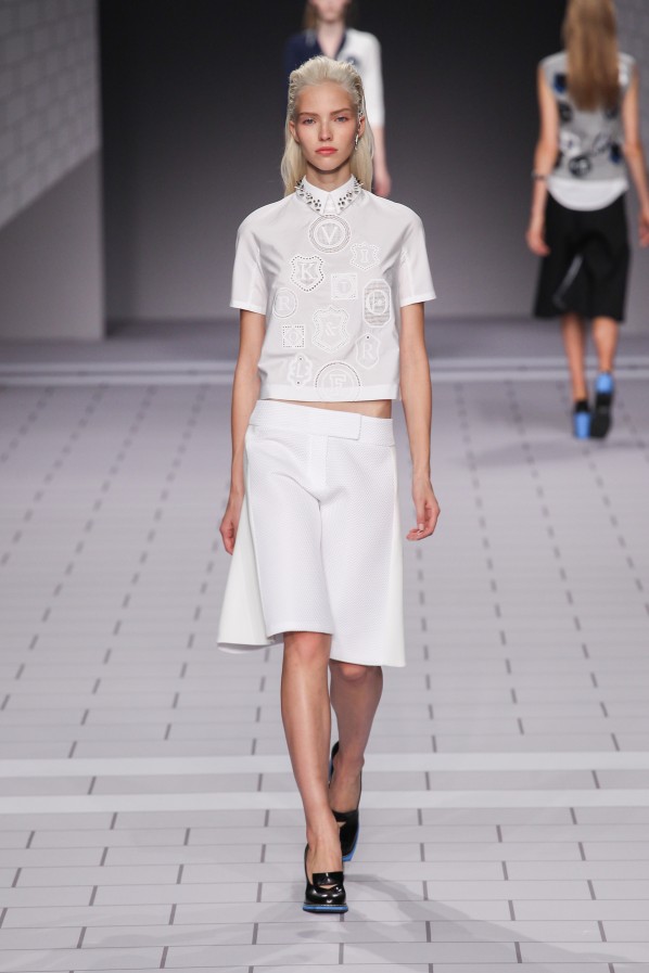 viktor_and_rolf_ss14_0149