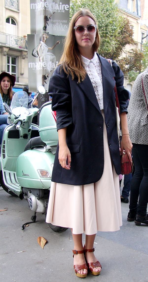 Streetstyle-TRend-Beige-Skirt-Fashion-Modepilot